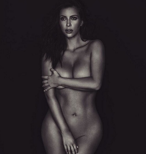 Kim Kardashian nude sexy photos at HappyLuke Vietnam online casino