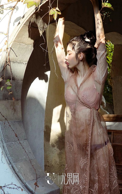 Irene – Meng Qi Qi nude ảnh khiêu gợi sexy khỏa thân lam tinh